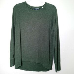 Brandy Melville Green Hi/Lo Hem Long Sleeve